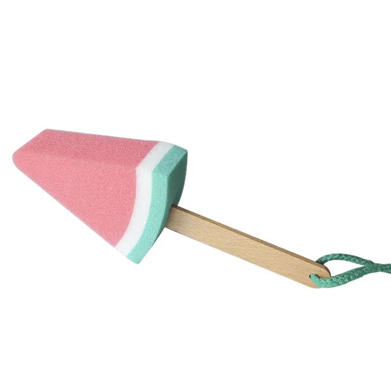 Is féidir Láimhseáil Fada Adhmaid Scuab Ardchaighdeáin Corn a chur ar fionraí Níochán Corn Speisialta